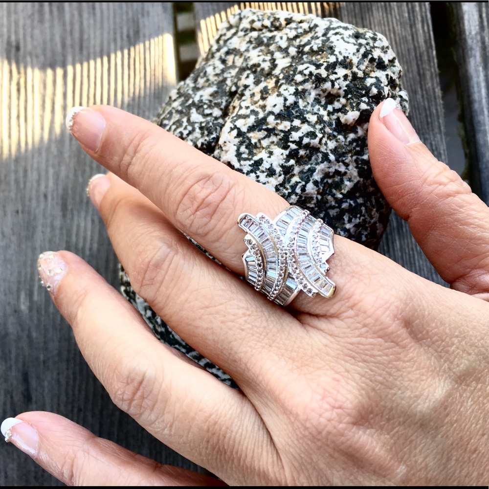 Beautiful Silver Statement Ring - image 4